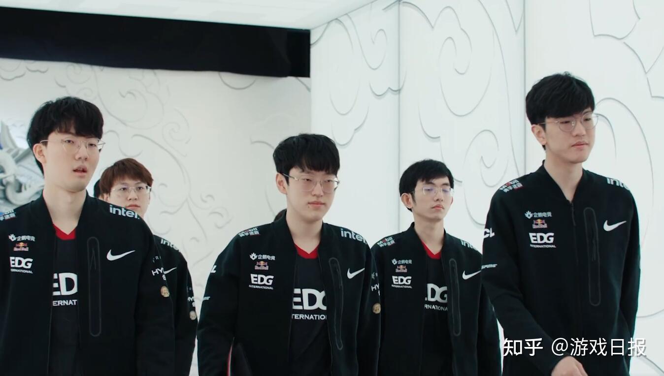 煌战果而告 煌战果而告