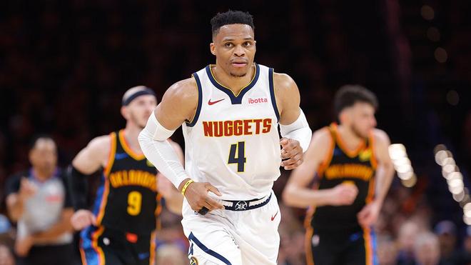 首个总冠军 首个总冠军